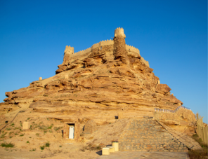 Zabal Fort and Al-Rajajil Columns